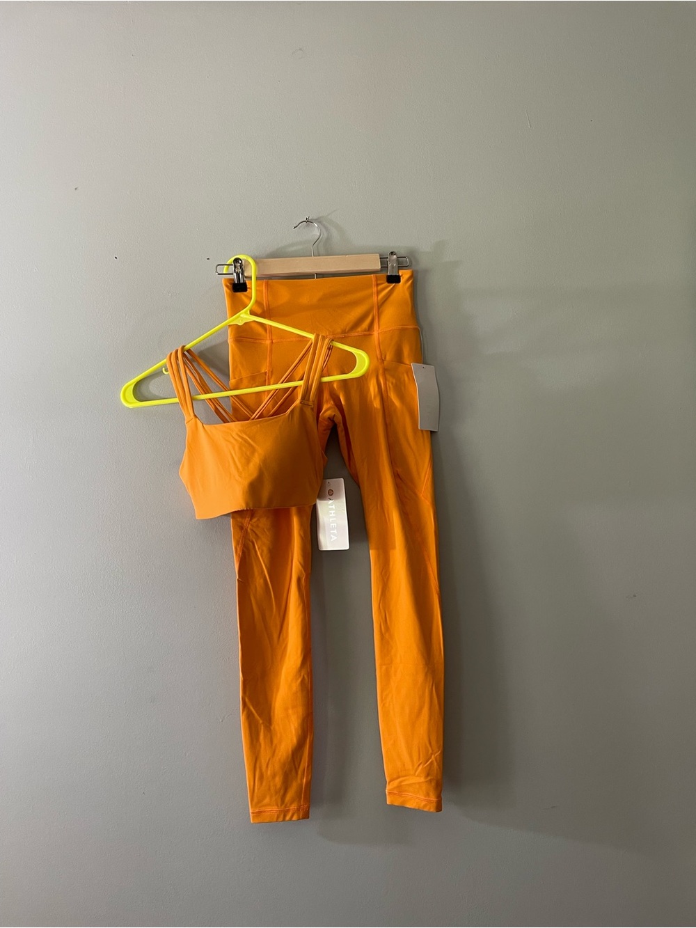 Athleta Sunorange Set - Picture 2 of 14